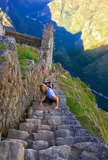 Vertigineux escalier