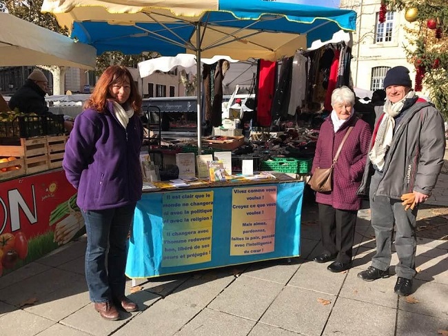 Sur un marché des Hautes Alpes