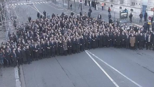 Les officiels le 11 janvier à Paris