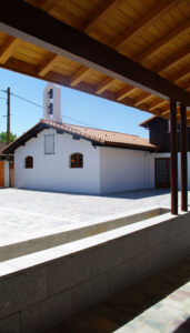 The chapel, now called the Saint's Word's House, where the Creator revealed himself from October 2 to November 22, 1977 © Christiane et Nina Potay