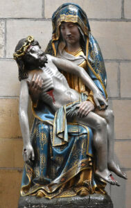 God mourns prophet Jesus murdered.But God can't be shown. He can only show his Sadness (13/5) by mixing his unseen Tear (xxviii/17) and Mary's visible tears. (Photo&nbsp;: Paul Hermans, Wikimedia)