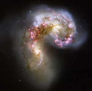 (©ESA - Photo&nbsp;: NASA, ESA, and B. Whitmore - Space Telescope Science Institute)